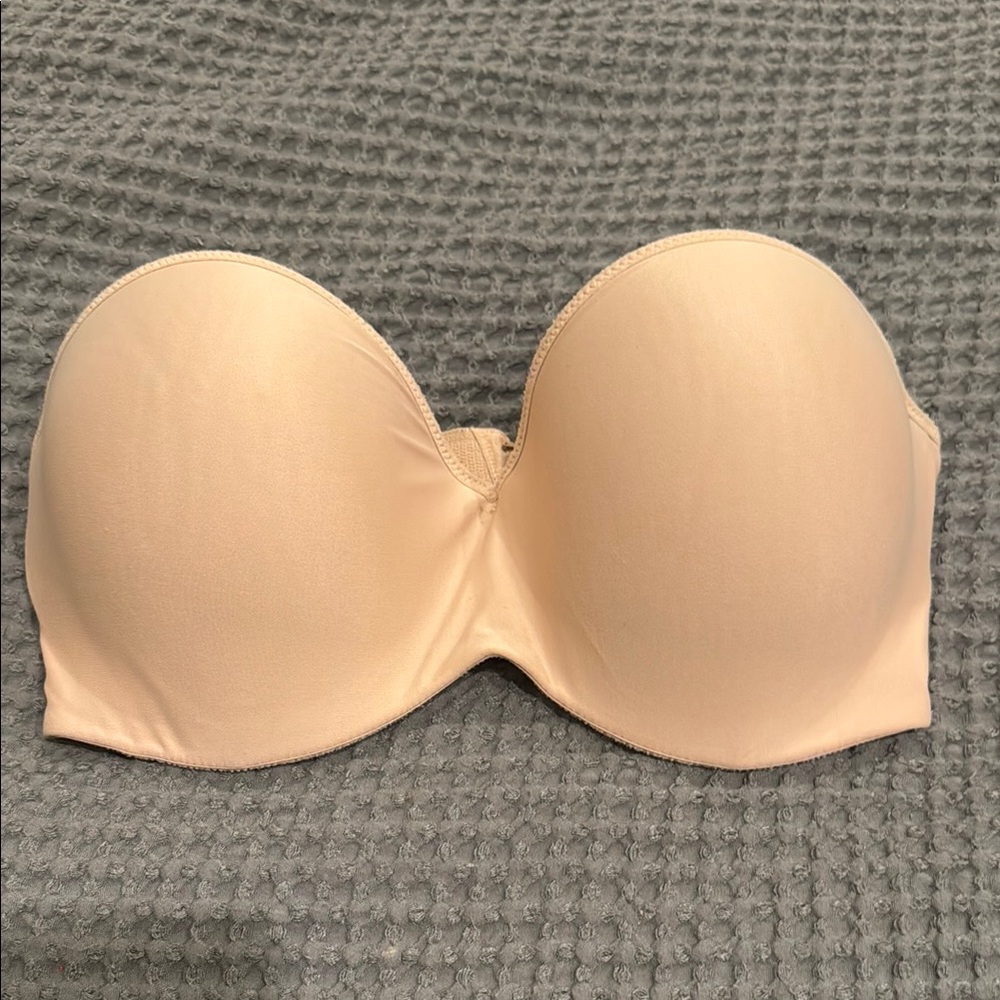 Lilyette Cream Molded Strapless Bra